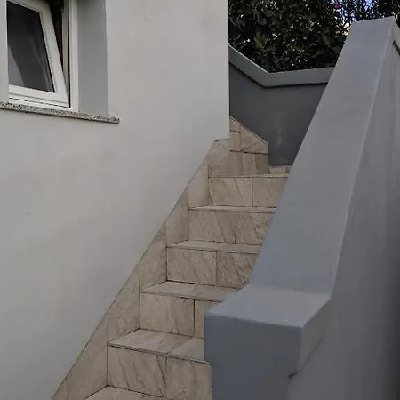 Marina Apartmán Vir
