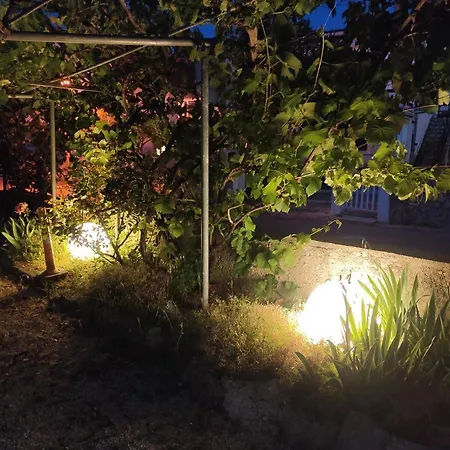 Marina Apartment Vir